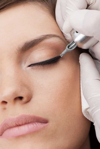 Eyeliner Treatment